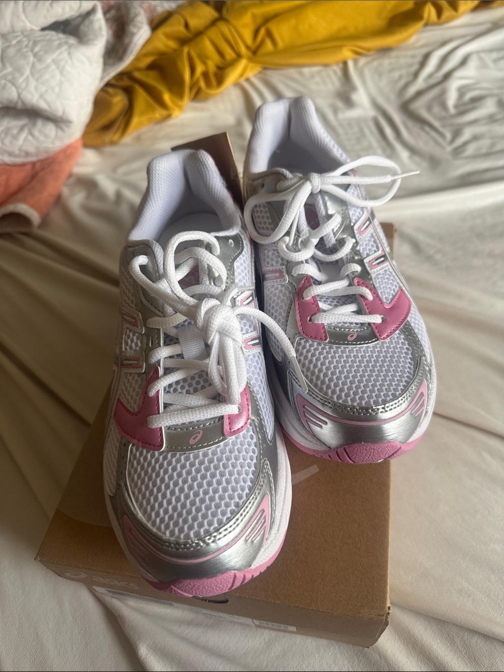 ASICS Gel-1130 Women’s White/Pure Silver/Pink Sneakers
